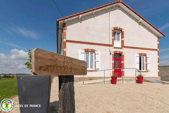 Gîte pour 7 personnes, avec terrasse - 1