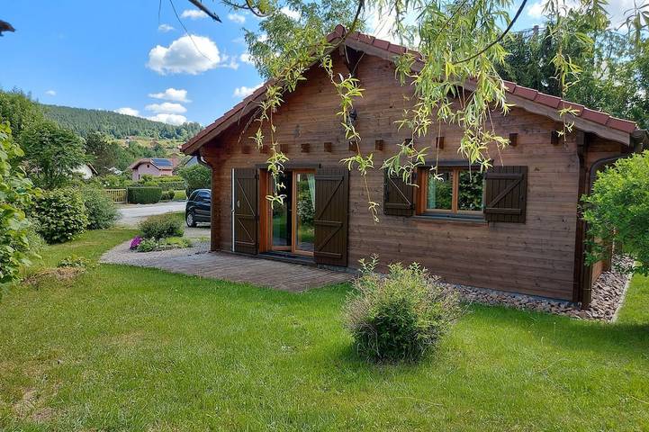 Chalet pour 4 personnes, avec terrasse et jardin - 1