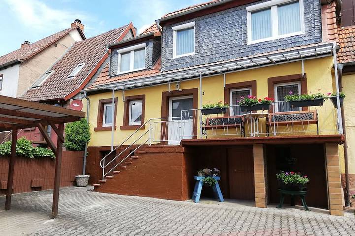Ferienhaus für 4 Personen, mit Balkon und Garten - 1