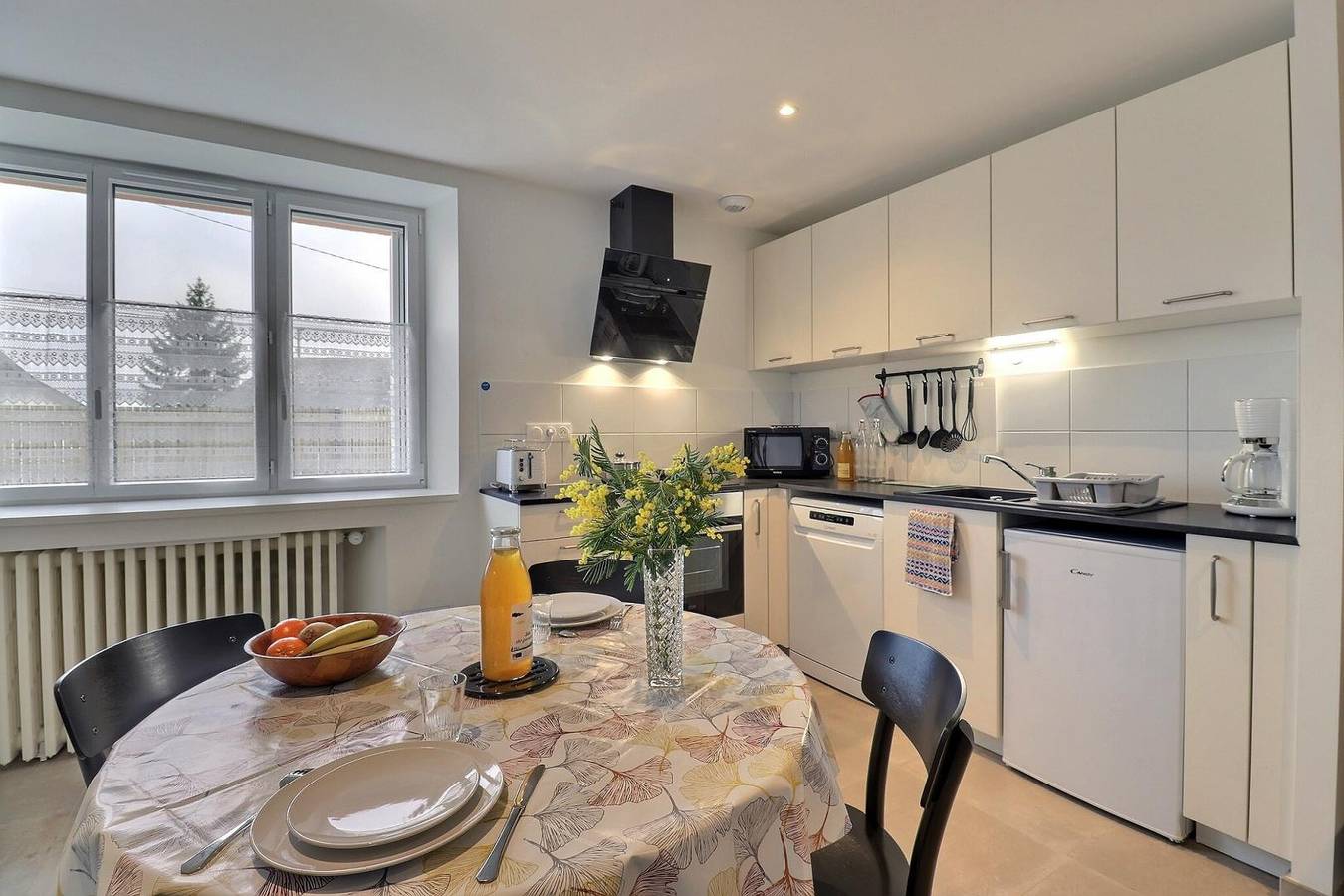 Côté Cour in Chavagne, Région de Rennes