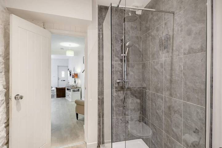 2 Bed in Brixham in Brixham, Torbay