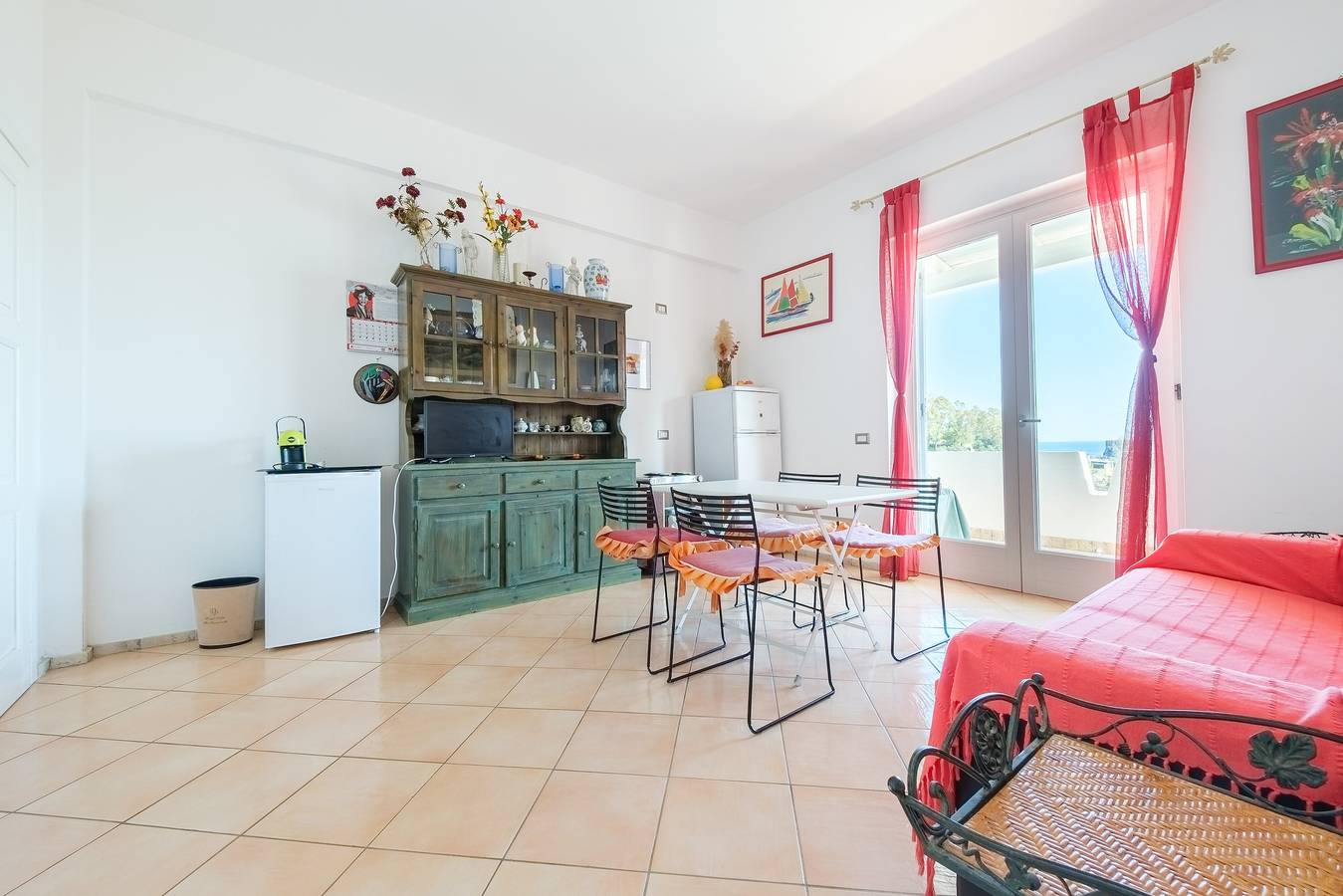 Apartamento entero, Apartamento 'Suite De Pasquale 3 Camere' con vistas al mar, Wi-Fi y aire acondicionado in Lipari (pueblo), Lipari