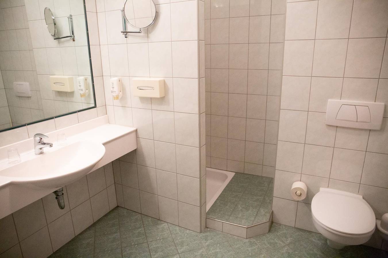 Hotel für 2 Personen mit Balkon in Gols, Neusiedlersee-Hügelland