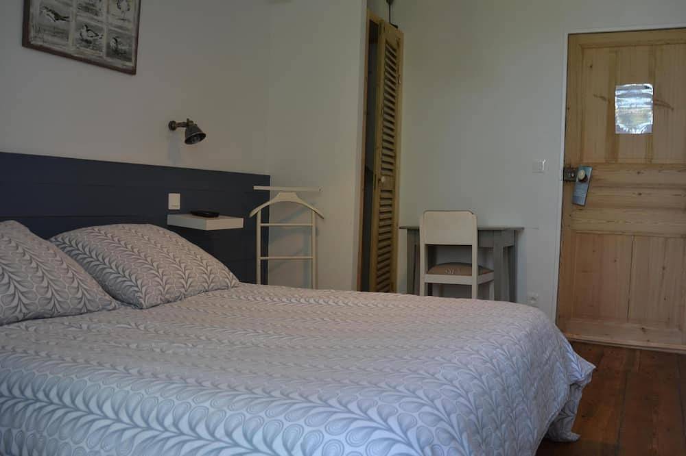 Appartement entier, Studio-Salle d'eau - Vue sur Port in La Flotte, Région de La Rochelle