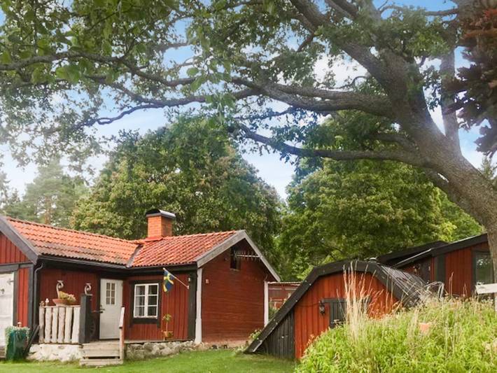 4 stjarniga stuga i Märsta in Mälaren