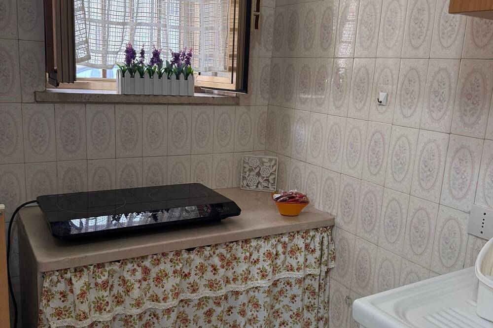 Located in the heart of Manfredonia within walking distance of the sea. in Manfredonia, Gargano