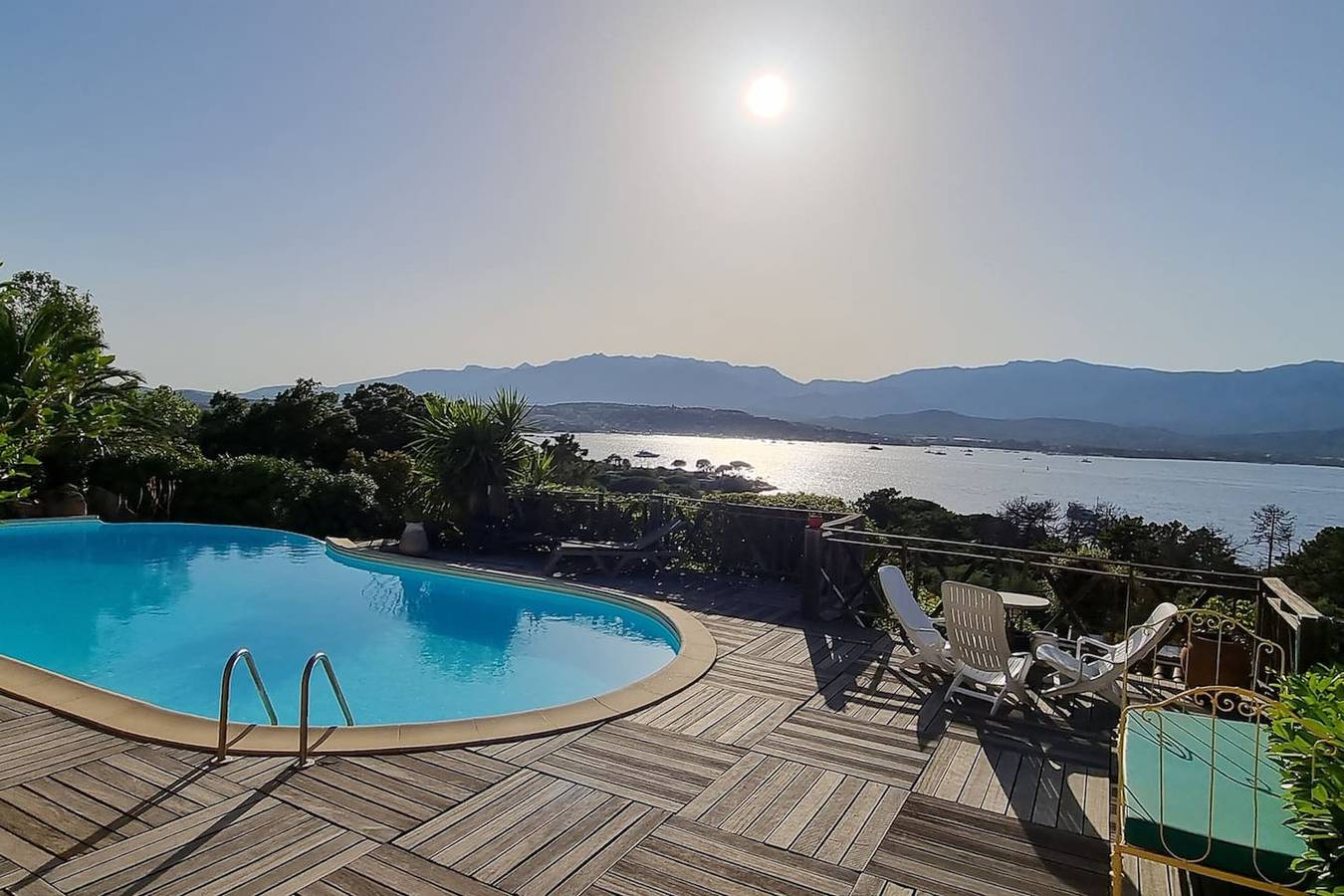 Villa pour 4 Personnes dans Porto-Vecchio, Arrondissement de Sartène