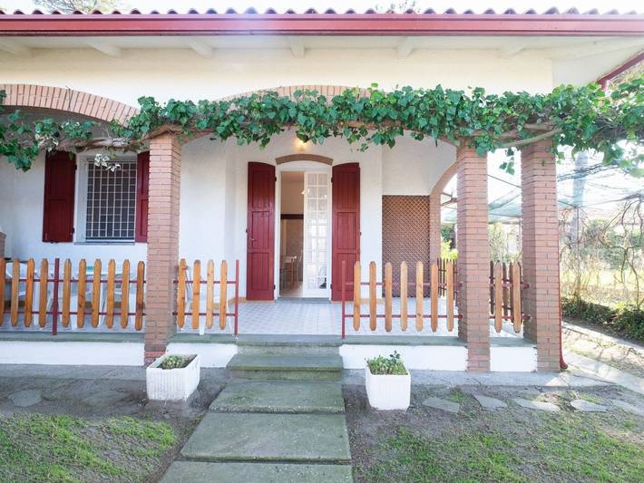 Location de vacances pour 6 personnes, avec jardin à Lido delle Nazioni - 2