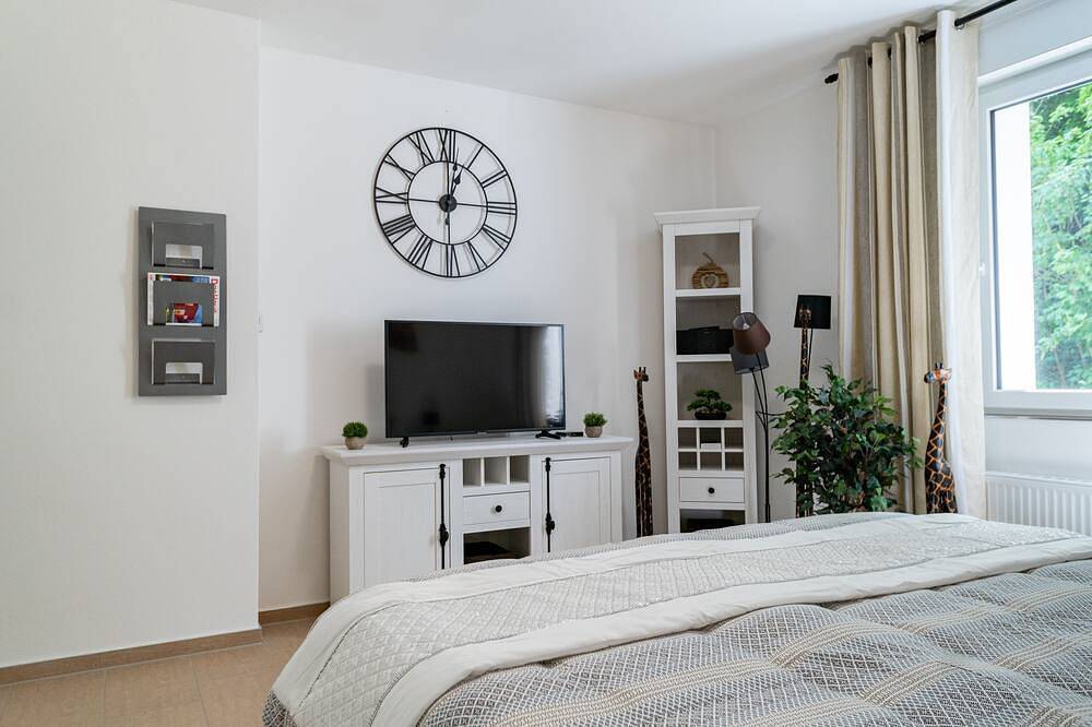 Ganze Wohnung, Beautiful Apartment in town center (Tla / Tdy / Tlf) in Landstuhl, Saar-Nahe-Bergland