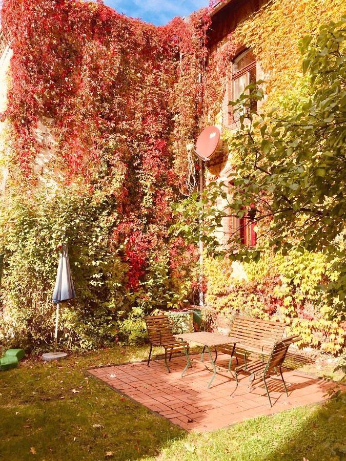 Ganze Wohnung, Ferienwohnung Huttenstraße Halle in Halle, Saale-Unstrut