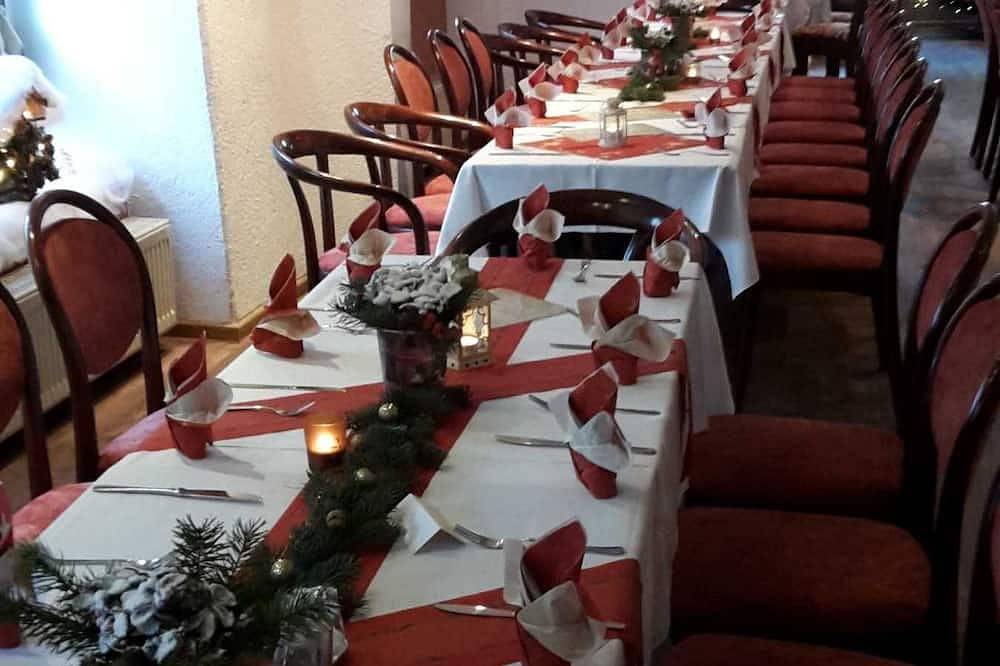Zweibettzimmer 6 - Pensionsgasthof Deutsches Haus in Torgau, Nordsachsen