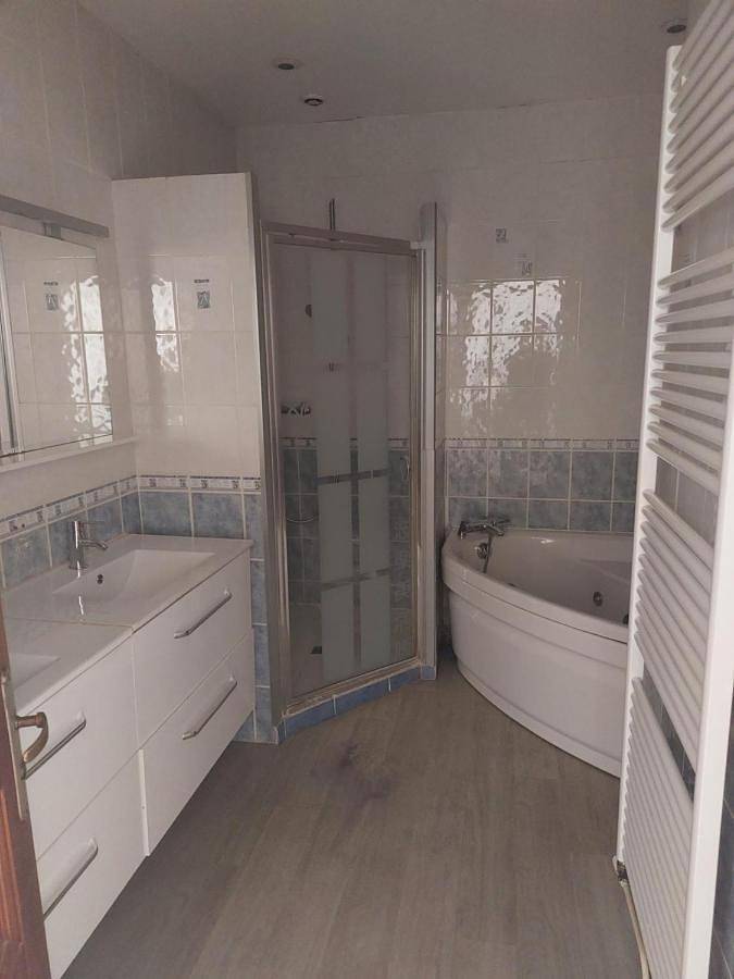Gîte pour 5 personnes, avec vue et balcon à Mâcon - 2