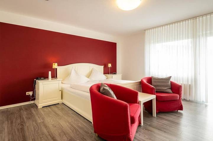 Ferienpark für 2 Personen, mit Terrasse und Sauna in der Eifel