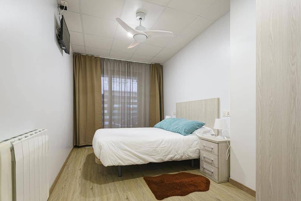 Entire apartment, Sophie Apartments 'Grande' with Private Terrace and Wi-Fi in Burela, Galician Coast