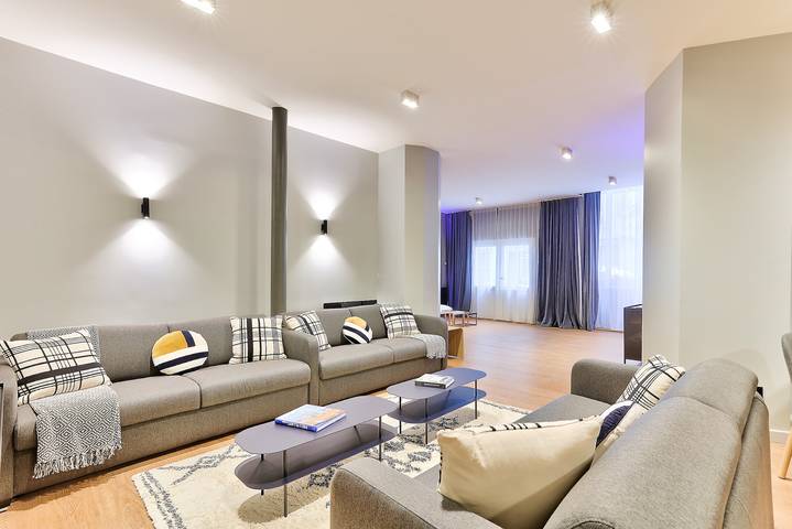 Holiday rental for 20 people in Paris