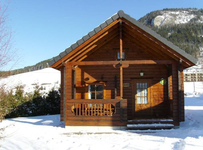 Chalet pour 5 personnes, avec terrasse ainsi que piscine et jardin, animaux acceptés dans l' Isère - 4