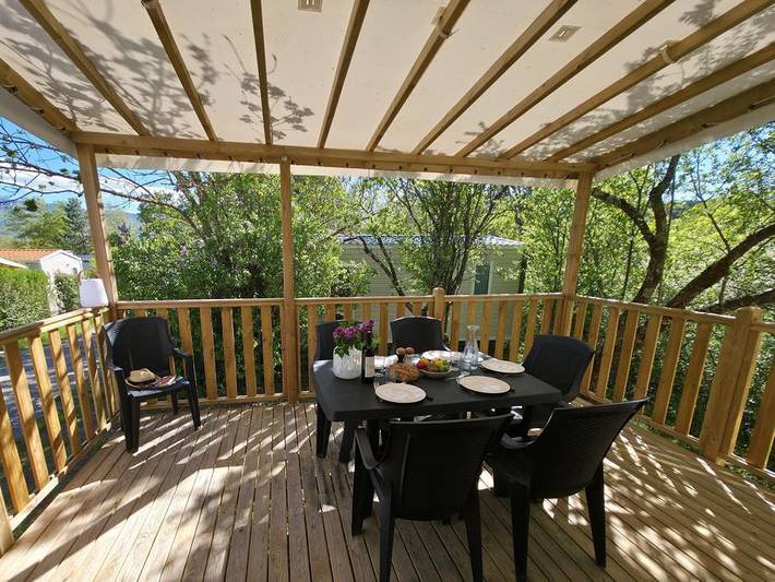 Mobil home pour 6 personnes, avec bassin pour enfant dans Garde-Colombe - 3