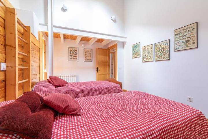 Apartamento de vacaciones para 12 personas, Se admiten mascotas en Serranía de Guadalajara - 3