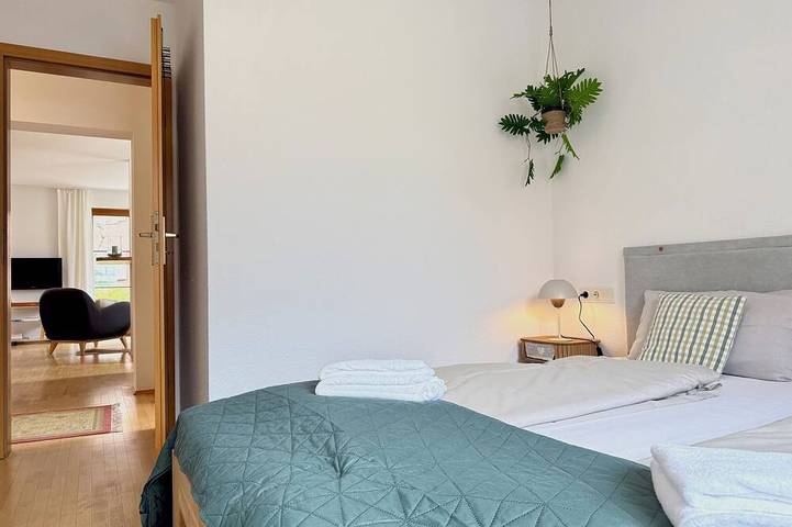 Ganze Wohnung, Ferienwohnung Im schönen Dorf - idyllische Lage mit Terrasse und Garten in Bodolz, Bayerisch Schwaben