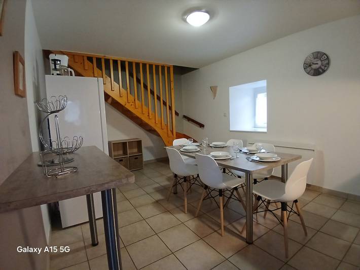 Maison ancienne rénovée avec terrasses, jusqu'à 6 personnes, La Gaubretière in La Gaubretière, Vallée de la Loire