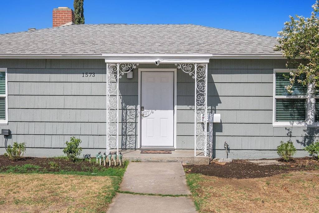 Clean 3B/1Bth Easya to Us99 + Ca41 & to Nat'l Parks in Fresno, Fresno County