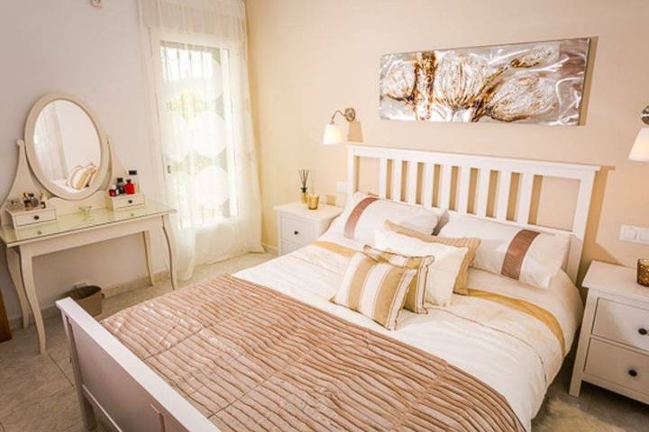 Chalet para 6 personas, con piscina además de vistas al mar y jardín en Provincia de Alicante - 2