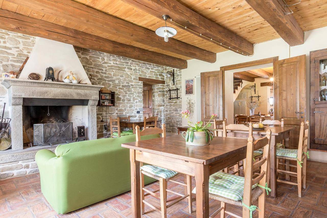 Double or Twin Room with Shared Bathroom in Bagno di Romagna, Provincia di Forlì-Cesena