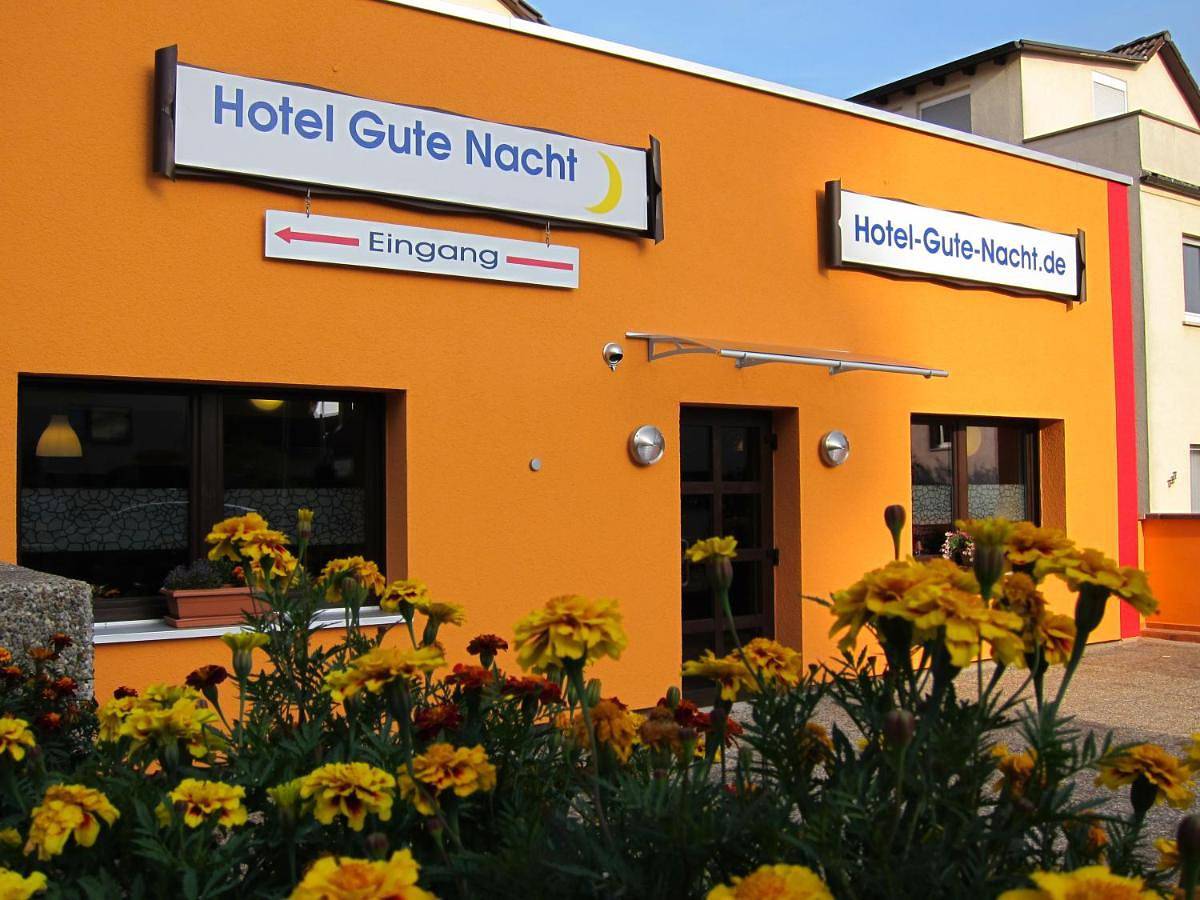 Hotel Gute Nacht in Frankfurt, Hessen do Sul