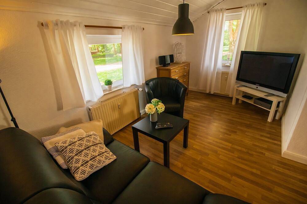 Ganze Wohnung, Reiterhaus - Ferienhof Am Birkensee 55125 in Detern, Ostfriesland