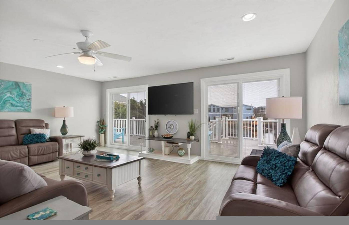 New! Coastal Getaway, Waterfront, Pool & Hot Tub in Sandbridge, Virginia Beach