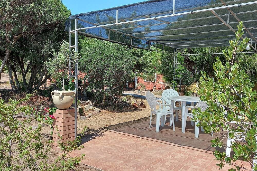 Apartamento entero, 4km away. From scivu beach nestled in the Mediterranean maquis. in Arbus (Cerdeña), Arbus (Municipio)