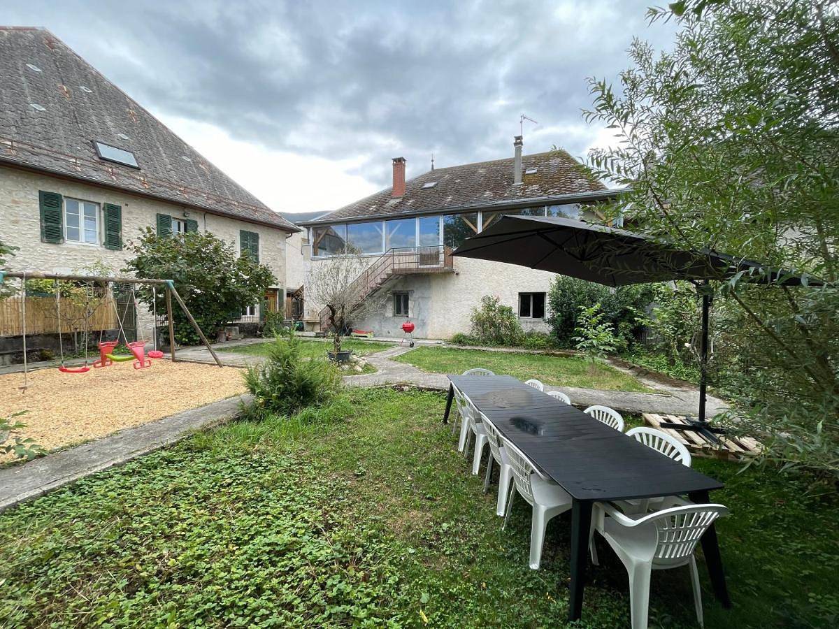 Four-Bedroom House in Artemare, Belley