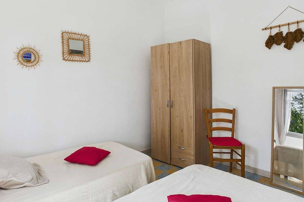 Apartamento entero, Apartamento 2 piezas, terraza grande, 5 personas, estacionamiento, mascotas bienvenidas in Marseillan-Plage, Marseillan