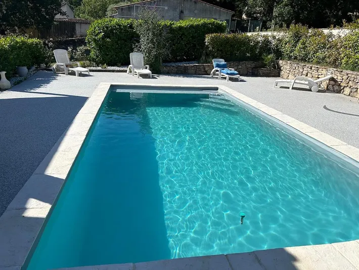Apartamento de vacaciones para 4 personas, con jardín además de vistas y piscina - 1
