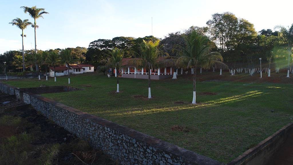 Schöne Ranch am See von Furnas in Pimenta, Minas Gerais