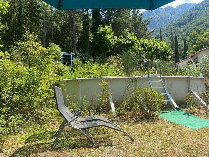 Location de vacances pour 5 personnes, avec piscine ainsi que terrasse et vue à Caudiès-de-Fenouillèdes - 2