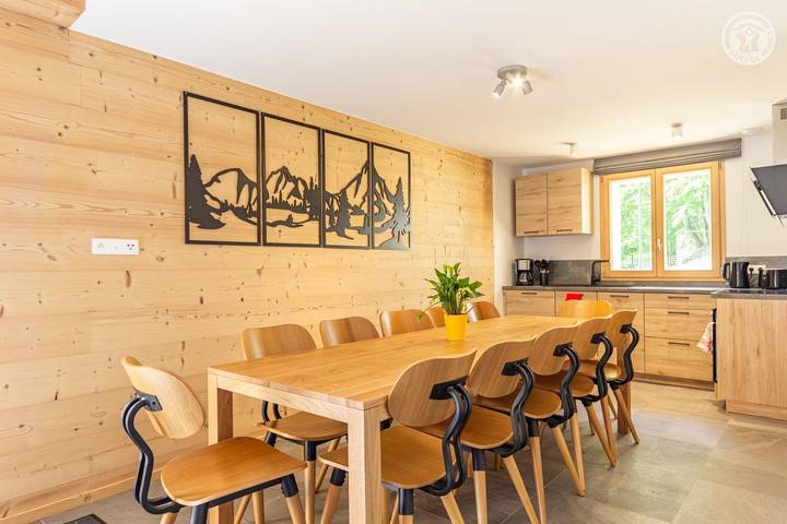 Gîte pour 8 personnes, avec terrasse à La Léchère - 3