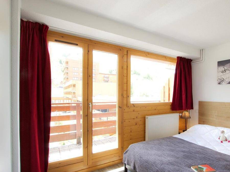 Résidence Odalys Référence Le Pelvoux - Appartement 5 personnes - 2 pièces 4/5 pers. in Plagne Centre, La Plagne-Tarentaise