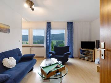 Ferienwohnung für 5 Personen, mit Terrasse und Garten in Burladingen