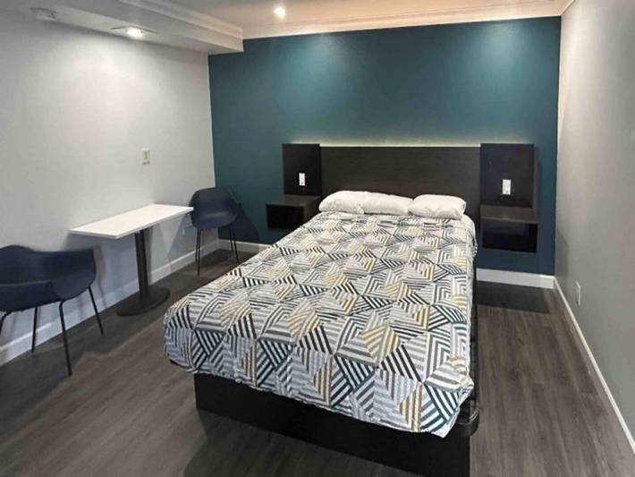 Apartamento entero, 1 Cama King | Ns | Micrfridge in Buena Park (California), Condado de Orange