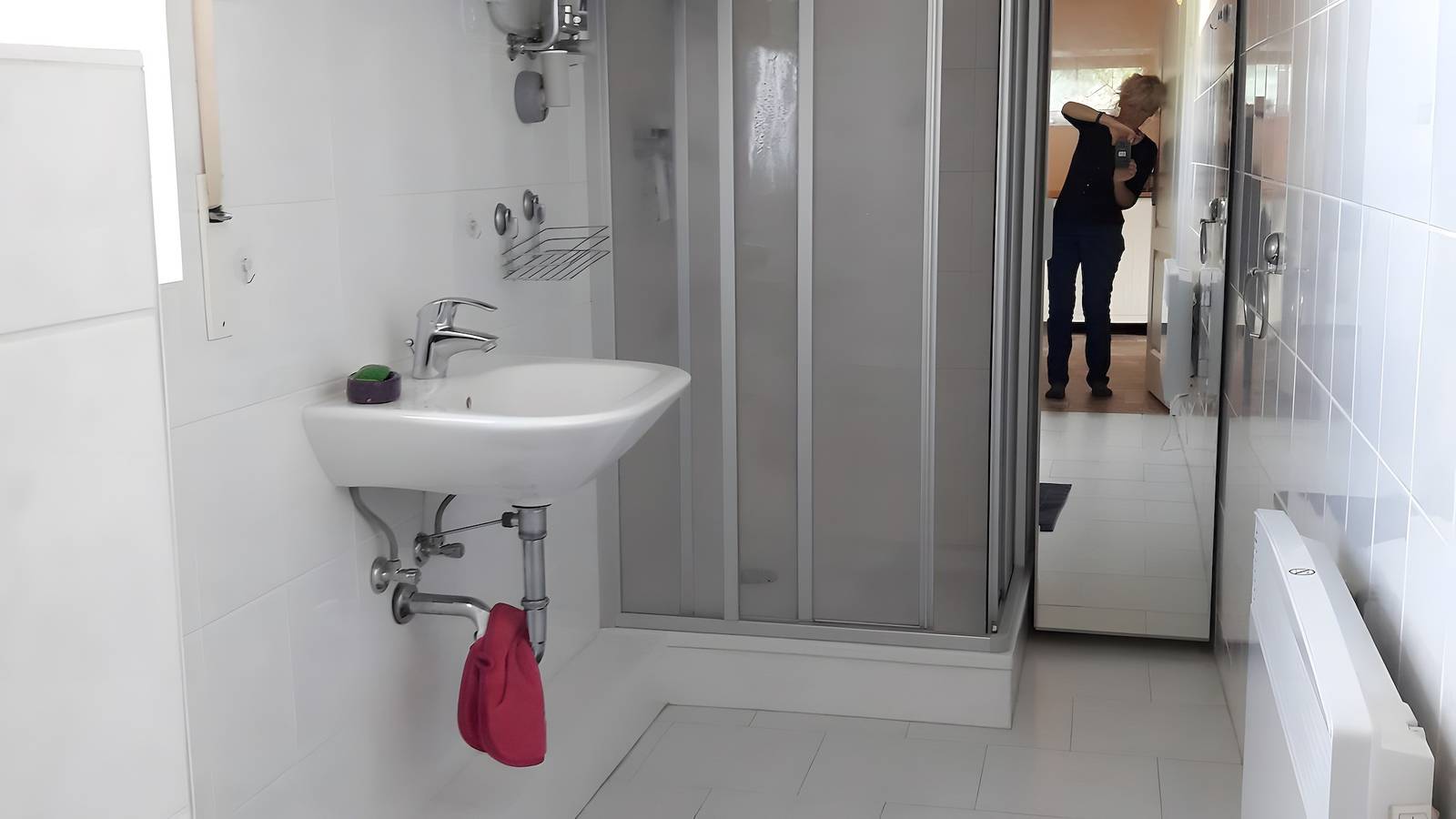 Vakantiehuis 'Italiaanse Sfeer in Spandau' met Privéterras & Tuin, foto 13