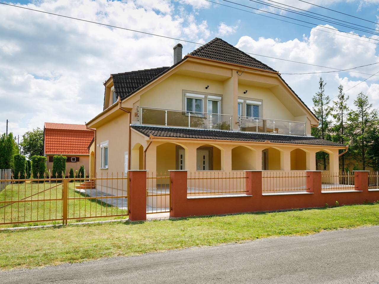 Ganze Wohnung, Daisy 1 in Balatonmariafürdö, Plattensee Südufer