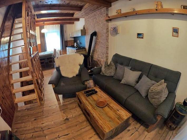 Chalet für 4 Personen, mit Balkon und Terrasse sowie Garten und Ausblick im Böhmerwald