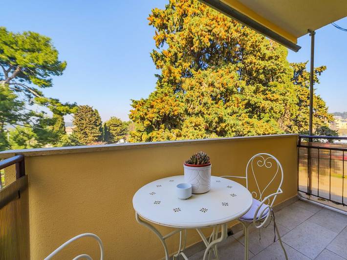 Ferienhaus mit Meerblick für 4 Personen, mit Balkon/Terrasse und Balkon in Poreč - 4
