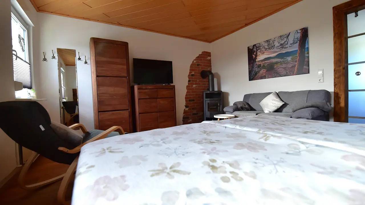 Ganze Ferienwohnung, Ferienwohnung für 2 Personen (58 m²) in Busenberg in Busenberg, Landkreis Südwestpfalz