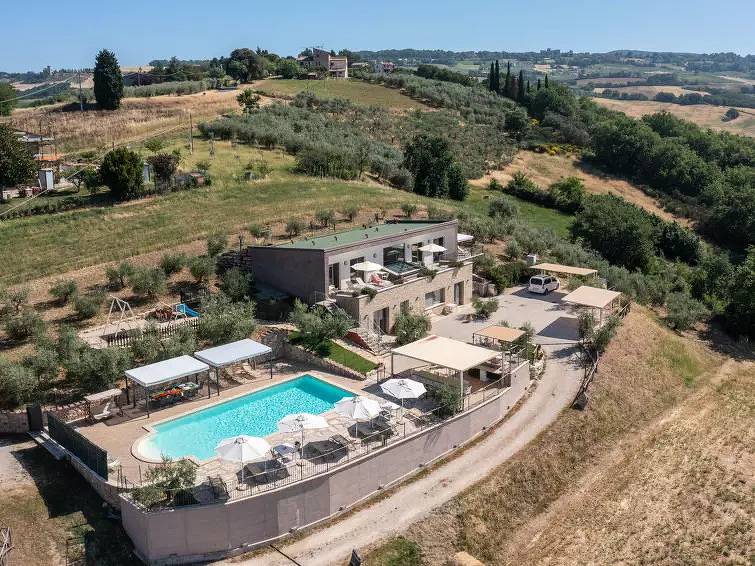 Casa 16 Personas in Todi, Provincia de Perugia