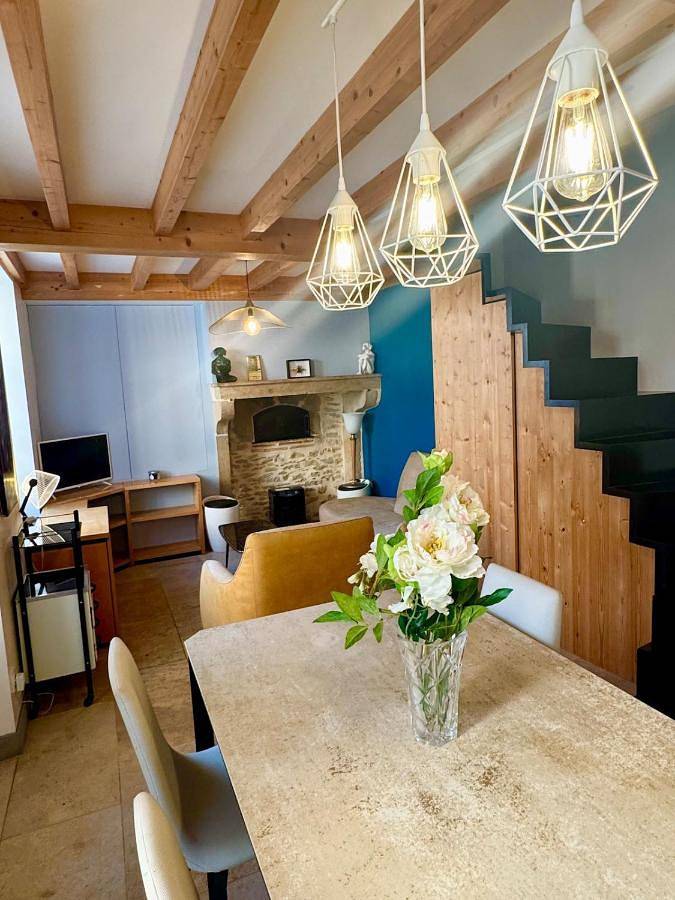Gîte pour 2 personnes, avec terrasse à Fixin