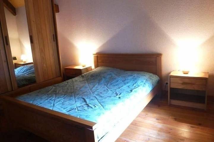 Gîte pour 10 personnes, avec jardin à Villeneuve-d'Allier - 4