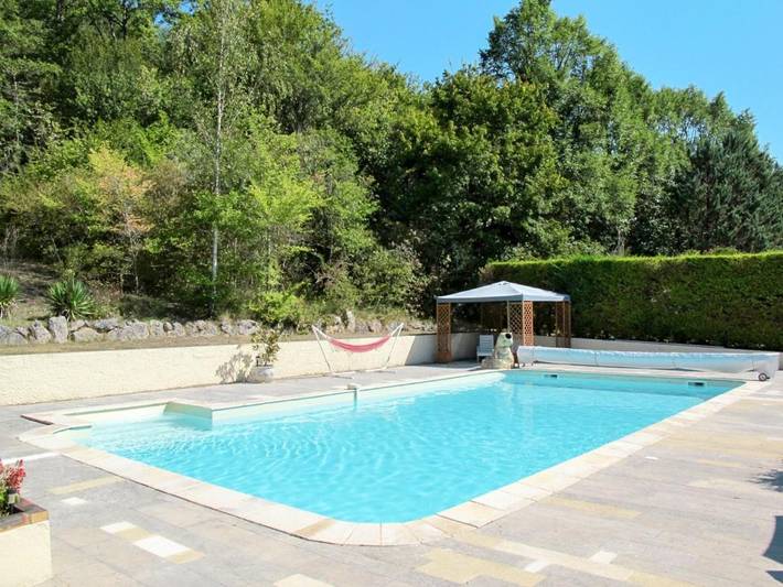 Gîte pour 2 personnes, avec terrasse ainsi que jardin et piscine à Saint-Georges-de-Montclard - 2