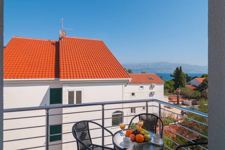Apartamento de vacaciones para 3 personas, con vistas al mar y balcón - 1